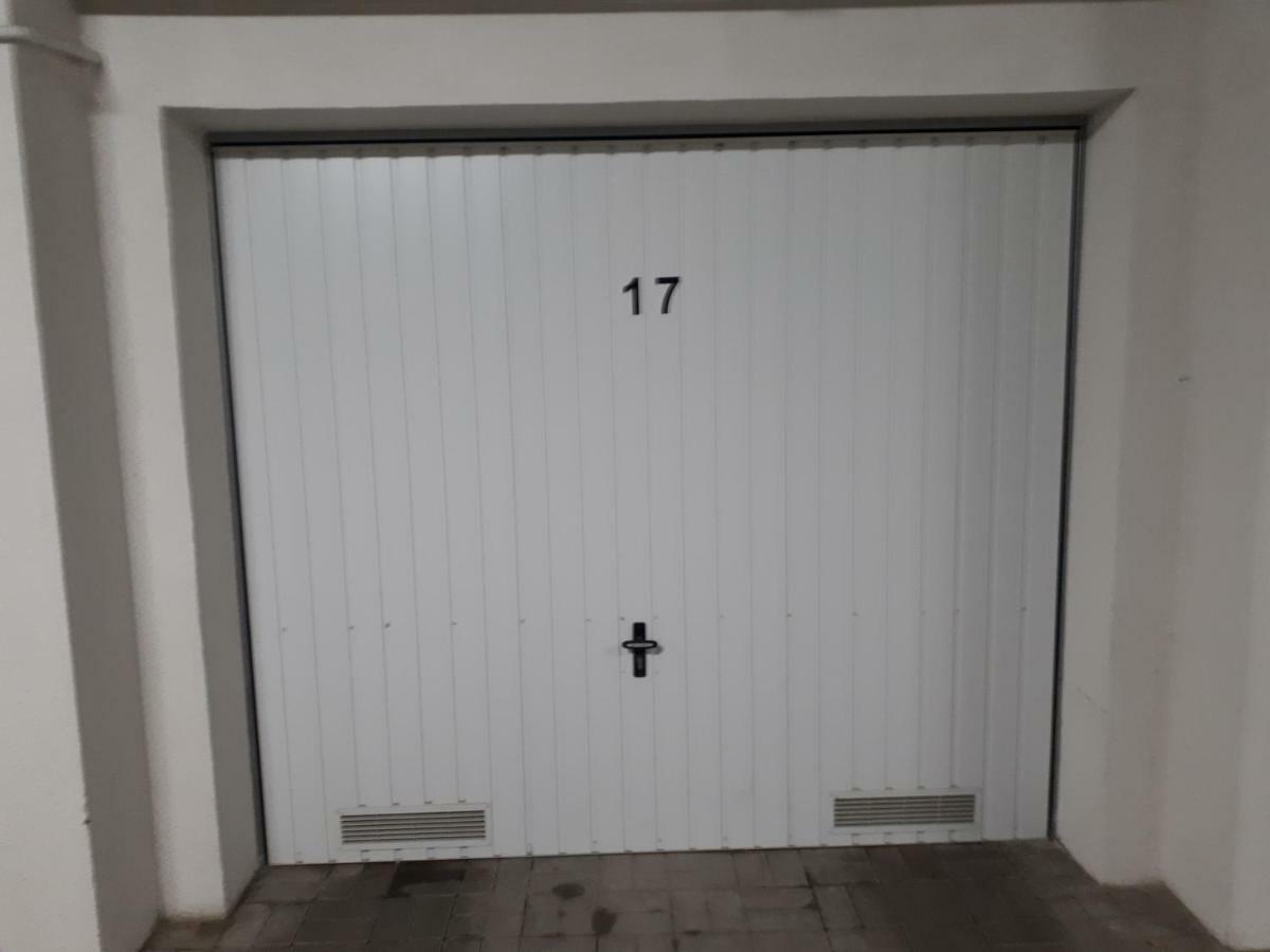 Operowa Marilyn Monroe Apartment Lublin Exterior photo